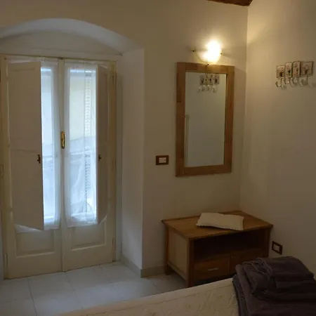 Posizione_strategica_sottosopra_laspezia *